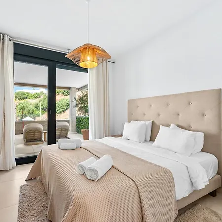Luxury 3 Bdrm Boutique Hideaway W Magical Views * Marbella