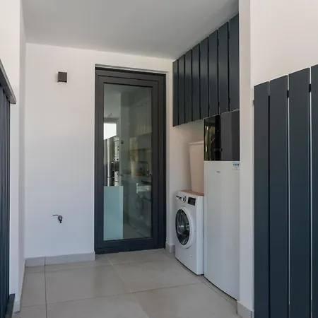 Luxury 3 Bdrm Boutique Hideaway W Magical Views Apartament Marbella